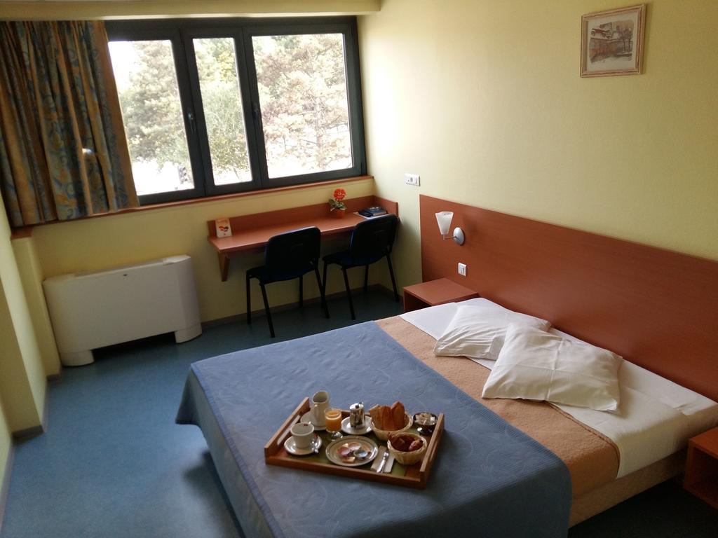 Hotel Restaurant Niemerich Pulversheim Δωμάτιο φωτογραφία